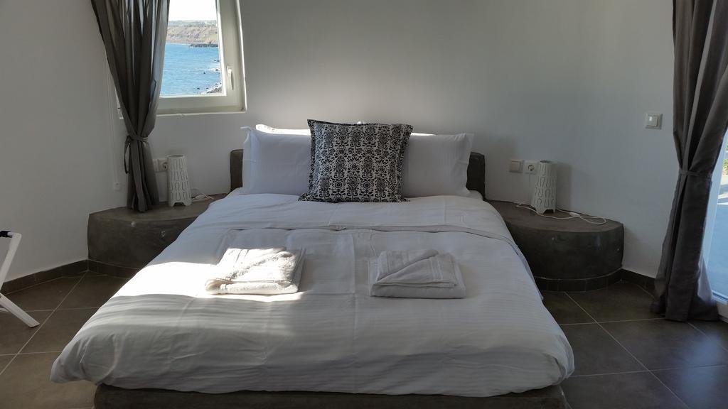 Abelomilos Exclusive Villa Imerovigli  Ruang foto
